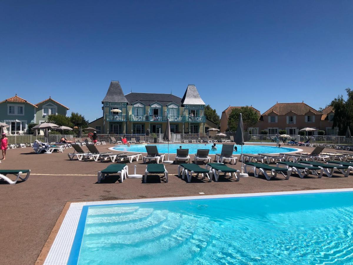 Maison Avec Piscine Talmont-Saint-Hilaire Exterior photo